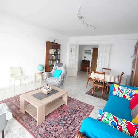 L'eros Aubert Apartment